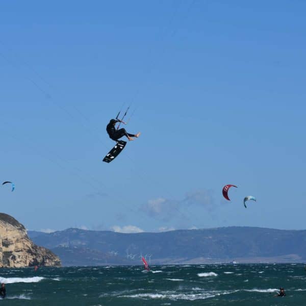Hoe te kitesurfen